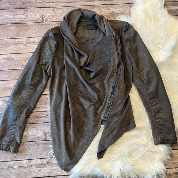 BLANK NYC JACKET DRAPE FRONT FAUX SUEDE ASYMMETRICAL ZIP MOTO GRAY SIZE XS - Picture 2 of 4